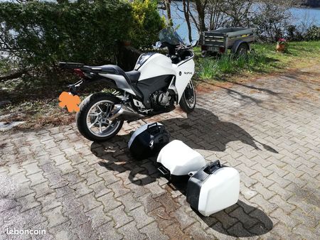 Honda Vfr 10 Dct Used Search For Your Used Motorcycle On The Parking Motorcycles