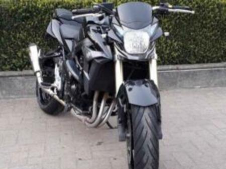 SUZUKI suzuki-gsr-750a Gebrauchtmotorrad