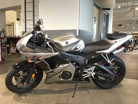 YAMAHA yamaha-r6-2004-used-motorcycle-for-sale-in-langley occasion - Le ...