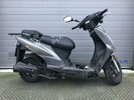 KYMCO kymco-agility-50cc-10-inch-snor-2011-opknapper-delivery tweedehands -  De Parking