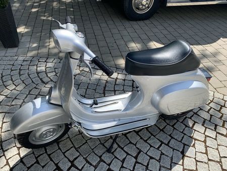 vespa v5r1t