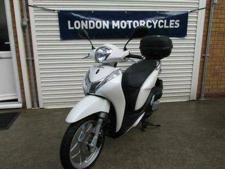 Honda Sh 125 White Used Search For Your Used Motorcycle On The Parking Motorcycles