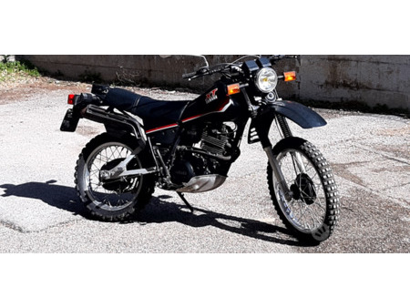 yamaha xt 400 usata