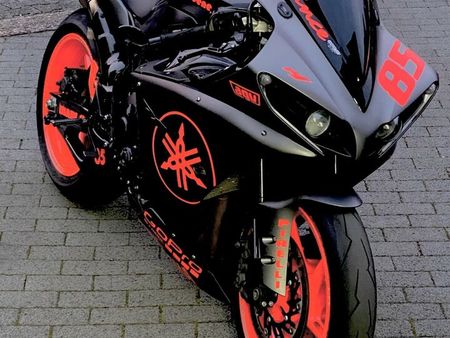 Yamaha R1 Rn22 YAMAHA yamaha-r1-rn22-viel-extra-carbon Gebrauchtmotorrad