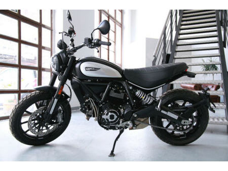 Ducati Ducati Scrambler 800 Icon Dark Sofort Lieferbar Occasion Le Parking