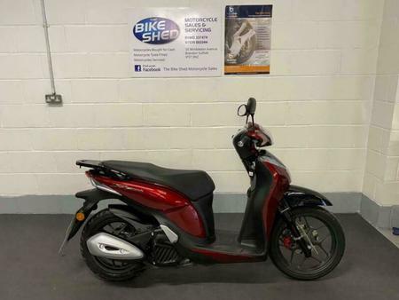 Honda Honda Anc Sh 125 18 One Owner 1651 Miles Full Service History In Brandon Suffolk Gu Used The Parking Motorcycles