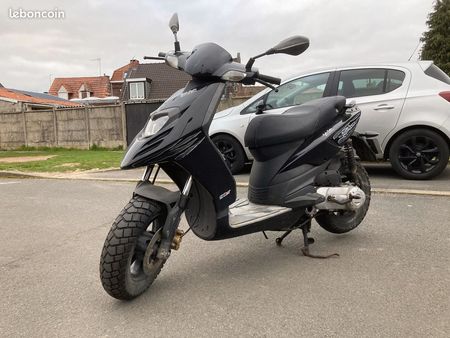 PIAGGIO scooter-piaggio-typhoon-50cc Used - the parking motorcycles