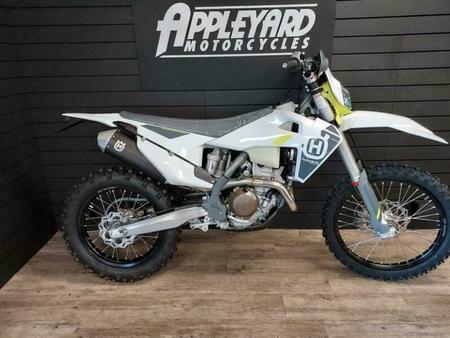 HUSQVARNA husqvarna-fe501-enduro-2022 
