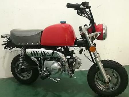 Sky Team Skyteam Bongo Gorilla 50cc Eu4 Fuel Injected Used The Parking Motorcycles