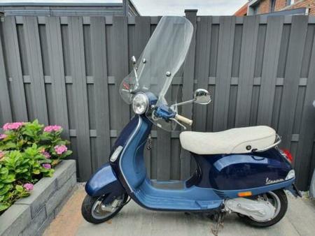 PIAGGIO vespa-lx-50-2-takt-scooter-donkerblauw tweedehands - De Parking