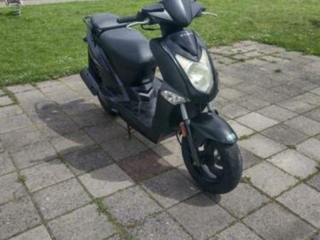 KYMCO kymco-agility-50-uit-2014-z-g-a-n-snor-25km Used - the parking  motorcycles