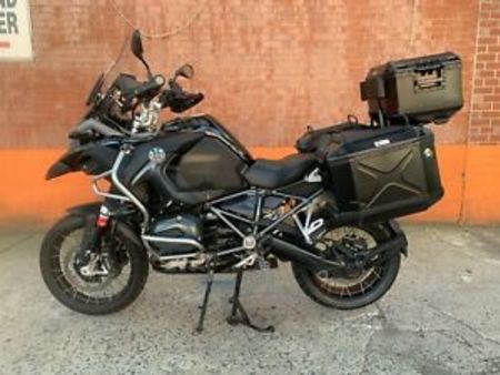  BMW 2017-bmw-r-1200-gs-adventure-triple-black de segunda mano el Parking las motos