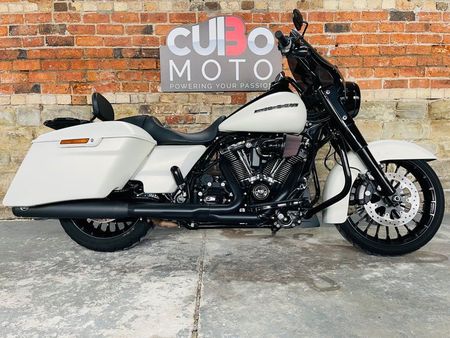 HARLEY DAVIDSON harley-davidson-touring 