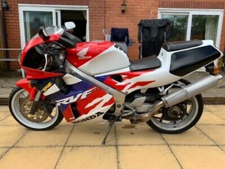Honda Honda Rvf400 Nc35 Used The Parking Motorcycles
