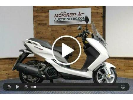 YAMAHA 2014-64-yamaha-majesty-125cc-majesty-s-125-in-royton-manchester-gumtree  tweedehands - De Parking