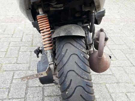 Explorer Ich Biete Einen Roller Explorer Race Gt 50 Used The Parking Motorcycles