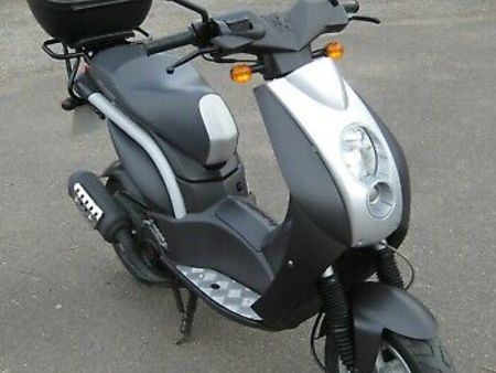 Housse de selle look Carbon/noir, scooter 50cc Peugeot Ludix50ccm