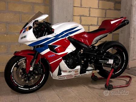 honda cbr 600f italie tweedehands - Zoeken naar een tweedehands moto - De  Parking-Moto