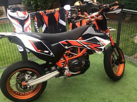 Ktm Ktm Smc R 690 Only 1400 Miles Akrapovic Carbon Orange In Knottingley West Yorkshire G Gebrauchtmotorrad