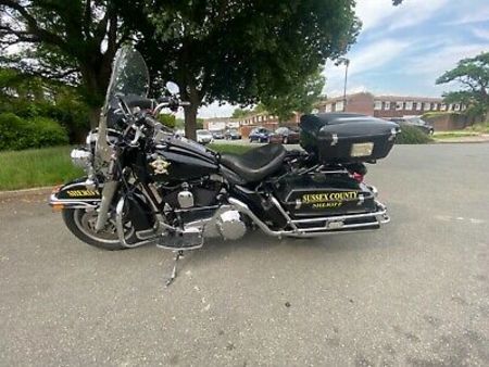 Harley Davidson Harley Davidson Road King Police 03 Flhp 100 Year Anniversary Model Motorcycle Occasione Il Parking Moto