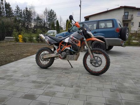 KTM ADVENTURE Used - the parking 