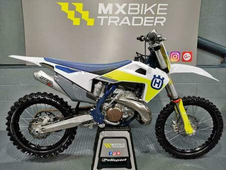 Husqvarna 21 Husqvarna Tc 250 Only 14 Hours Clean Yz Sx 350 450 Cr Sxf Fc Crf Kx In Durh Used The Parking Motorcycles