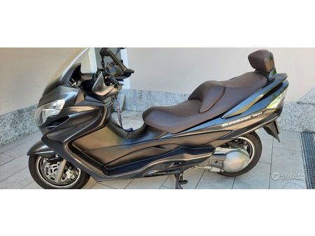 SUZUKI suzuki-burgman-400-2007 tweedehands - De Parking