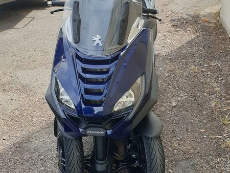 PEUGEOT metropolis-400i-sw-2021 Used - the parking motorcycles