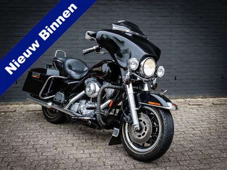 Harley Davidson Flht Special Used The Parking Motorcycles