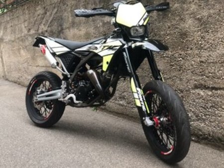 FANTIC MOTOR fantic-50-performance-2019-motard Used - the parking  motorcycles
