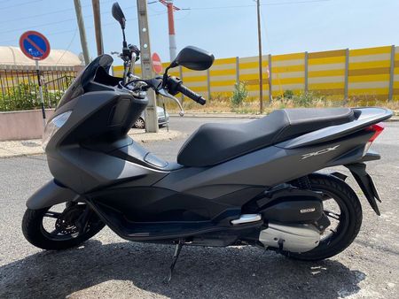 HONDA honda-pcx-125cc-2018 Used - the parking motorcycles