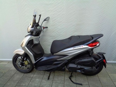 PIAGGIO PIAGGIO BEVERLY 400 HE tweedehands - De Parking
