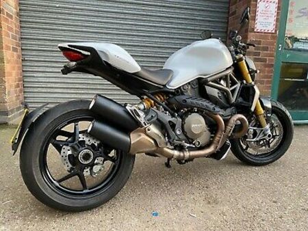 DUCATI 2014-ducati-monster-1200-s-white 