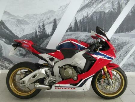 Honda Cbr 1000rr Fireblade Sp1 Used Search For Your Used Motorcycle On The Parking Motorcycles