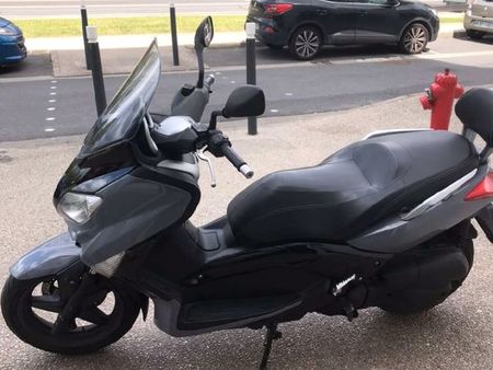 yamaha xmax 125 used – Search for your used motorcycle on the parking  motorcycles