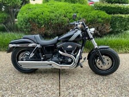 Harley Davidson 17 Harley Davidson Dyna Fat Bob 1190 Miles Black 0 Manual Tweedehands De Parking