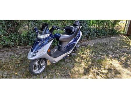 Kymco Kymco Spacer Kymco Yager 25 Mofa U 50 Papiere Occasion Le Parking
