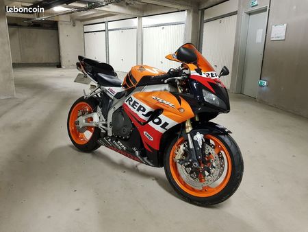 Honda Cbr 1000rr Fireblade Orange Repsol Used Search For Your Used Motorcycle On The Parking Motorcycles