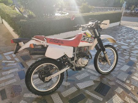 Honda White Xlr Used Search For Your Used Motorcycle On The Parking Motorcycles