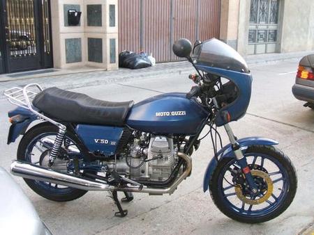 Moto Guzzi USED SIDE COVER V50 III POL DX  US-19476295 GU19476295  GU19476295  1