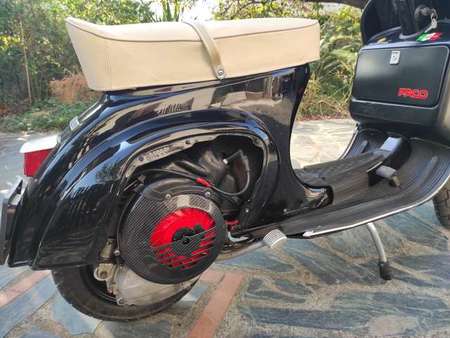 vespa 50 special nera opaca
