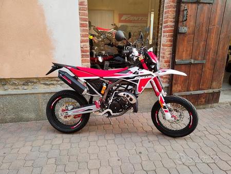 FANTIC MOTOR FANTIC MOTOR MOTARD 50 XM COMPETITION 2021 EURO 5 Used - the  parking motorcycles