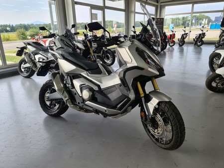 Honda Honda X Adv 750 Used The Parking Motorcycles Honda Honda X Adv 750 Used The Parking Motorcycles