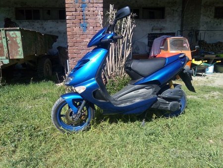 APRILIA scooter-50 Used - the parking motorcycles