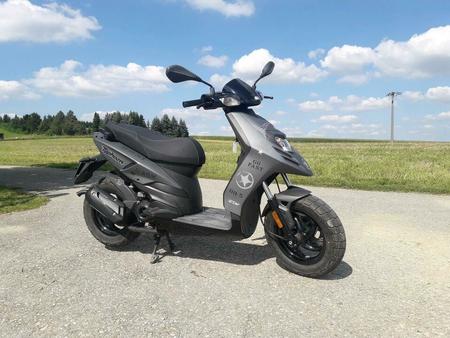 PIAGGIO piaggio-tph-50-2t-military-style-roller Used - the parking  motorcycles
