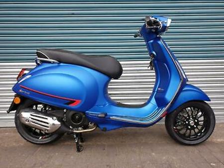 piaggio sprint 125 tweedehands - Zoeken naar een tweedehands moto - De  Parking-Moto
