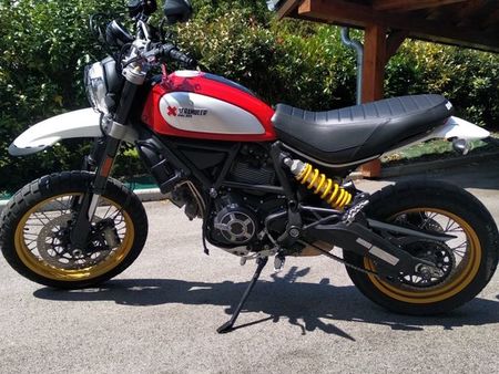Ducati Desert Sled Rood Tweedehands Zoeken Naar Een Tweedehands Moto De Parking Moto