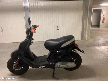 MBK echange-mbk-booster-contre-50cc Used - the parking motorcycles