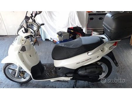 SYM hd-200-evo Used - the parking motorcycles