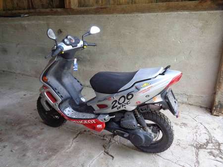 PEUGEOT peugeot-speedfight-2-206-wrc Used - the parking motorcycles
